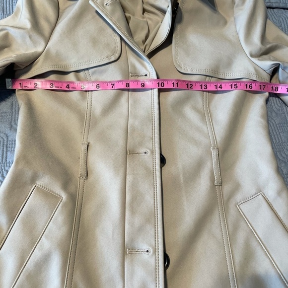 Express Coat - Picture 6 of 8
